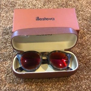 Illesteva Sunglasses